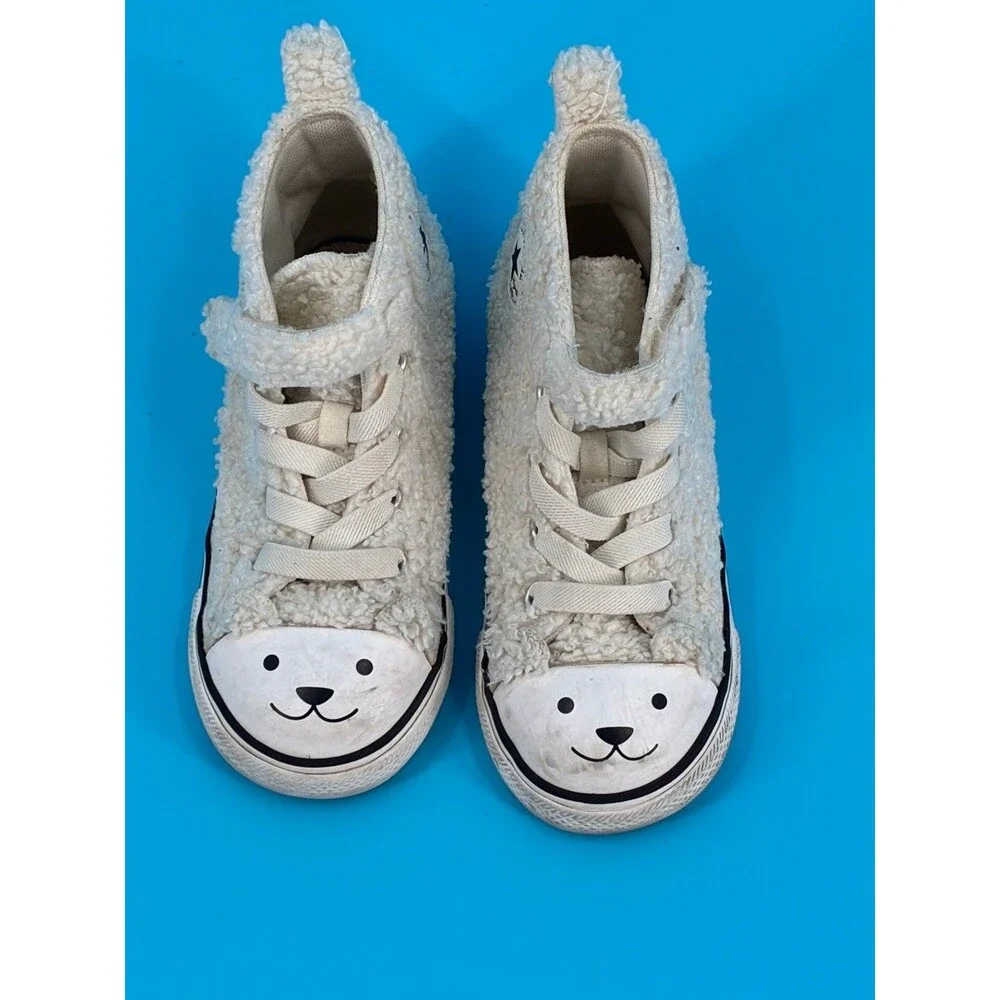 Converse Chuck Taylor Teddy Bear Sherpa Kids Size 10 High Top A07960C Cute! T D